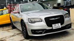 کرایسلەر 300